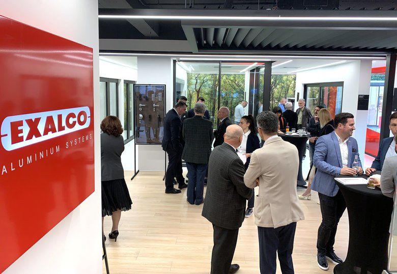 EXALCO – Νέο showroom συστημάτων αλουμινίου στο Βουκουρέστι 1 exalco-roumania